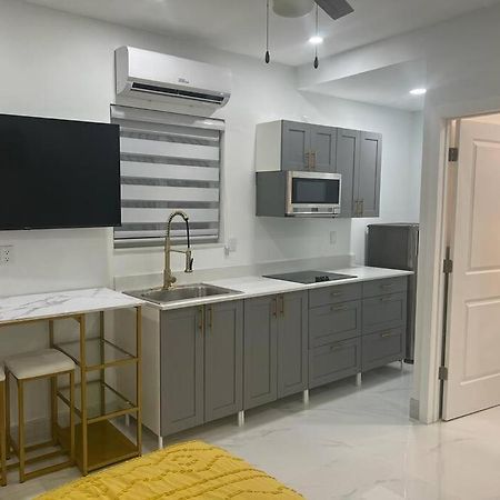 Stunning Deluxe Studio Hialeah Luaran gambar