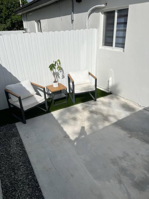 Stunning Deluxe Studio Hialeah Luaran gambar